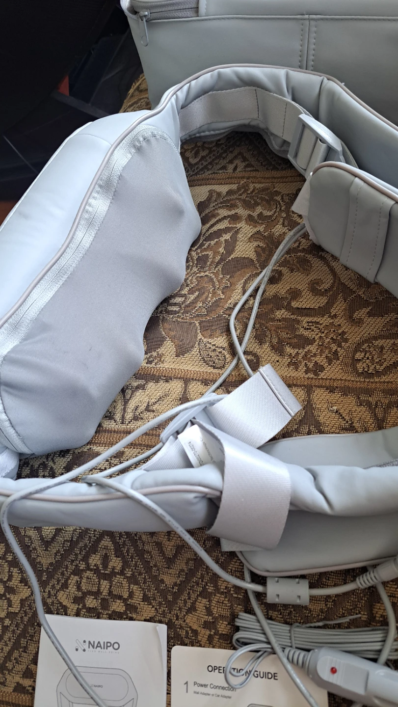 Naipo eCuddle C1 Shoulder Massager with Travel Case - photo 2