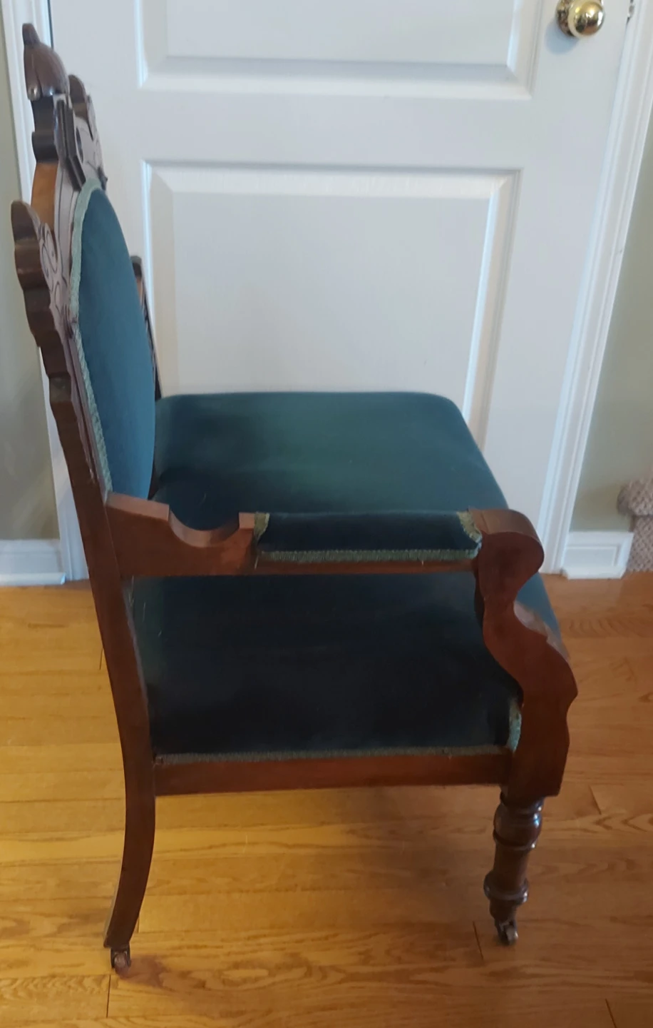 Antique Wooden Accent Chair with green Upholstery - photo 2