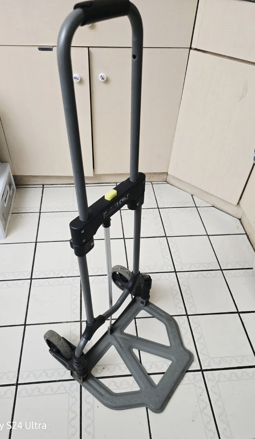 Magna Cart Steel Foldable Hand Truck with Telescoping Handle - photo 4