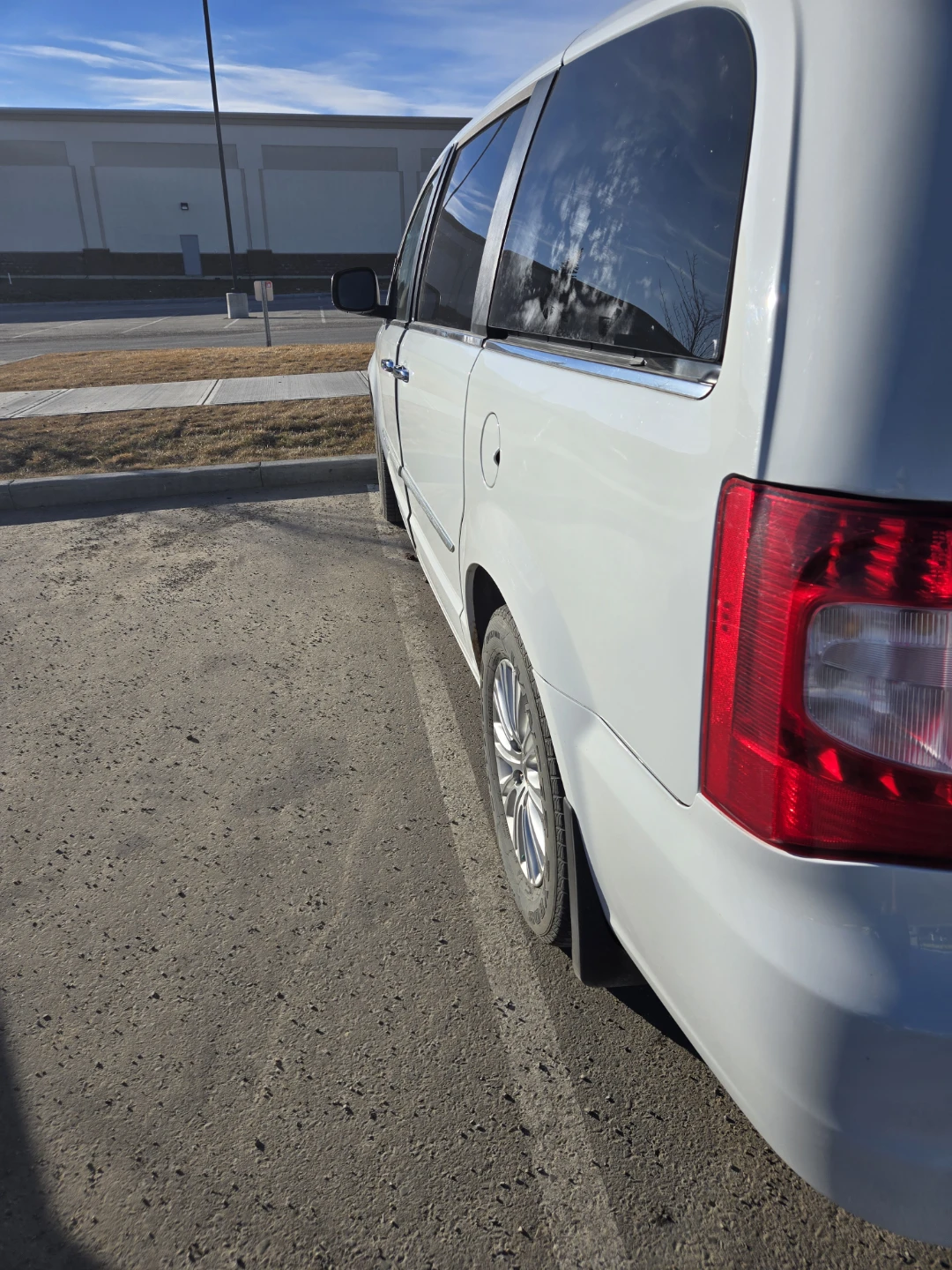 White Chrysler Town & Country Minivan - photo 5