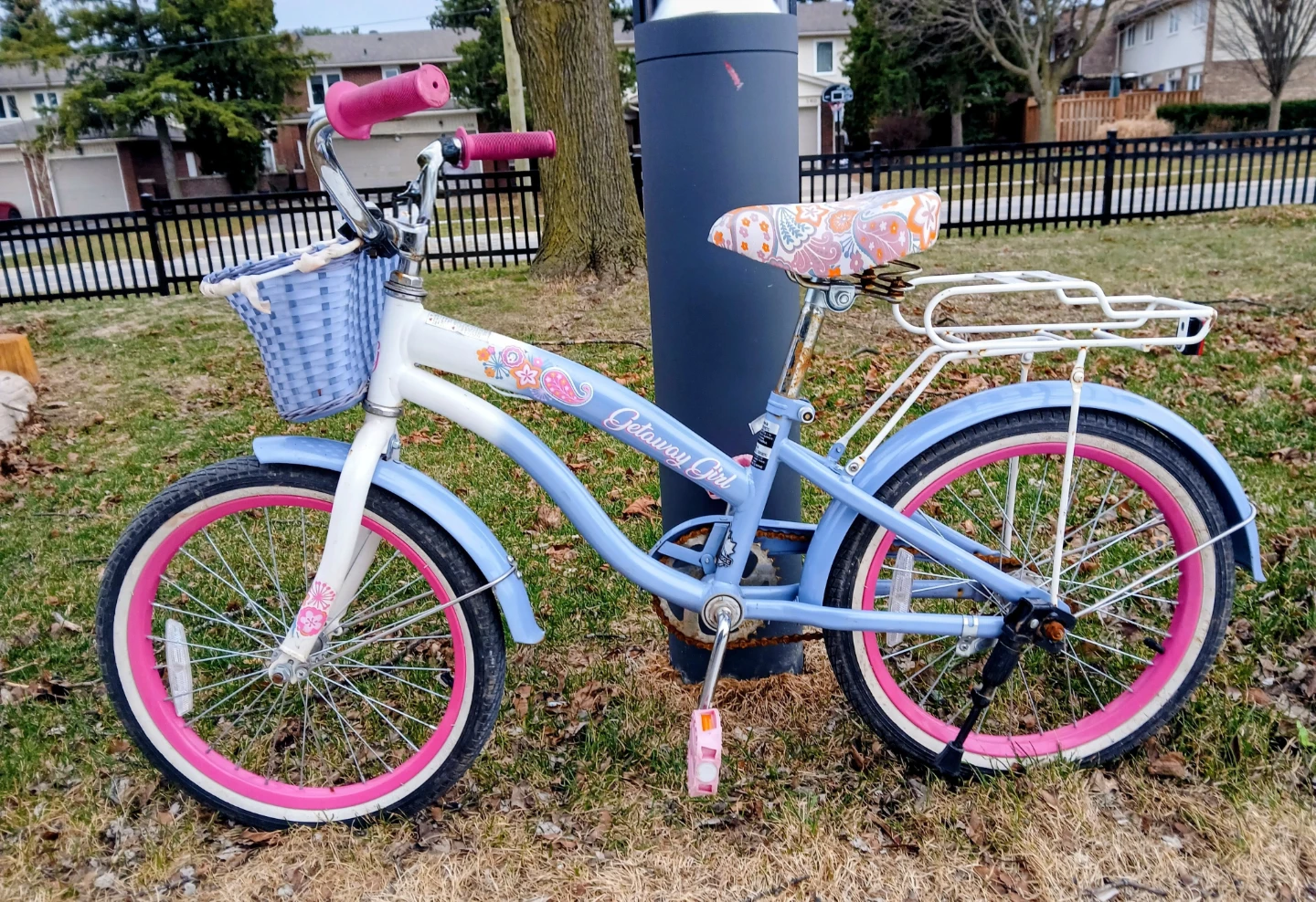 Girls' Getaway Bike with Basket and Rack - photo 2