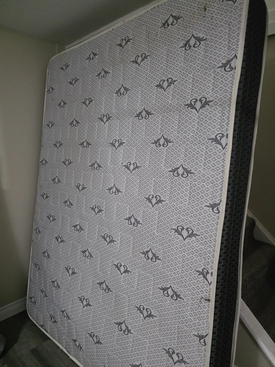 Queen Mattress with Metal Bed Frame - photo 2