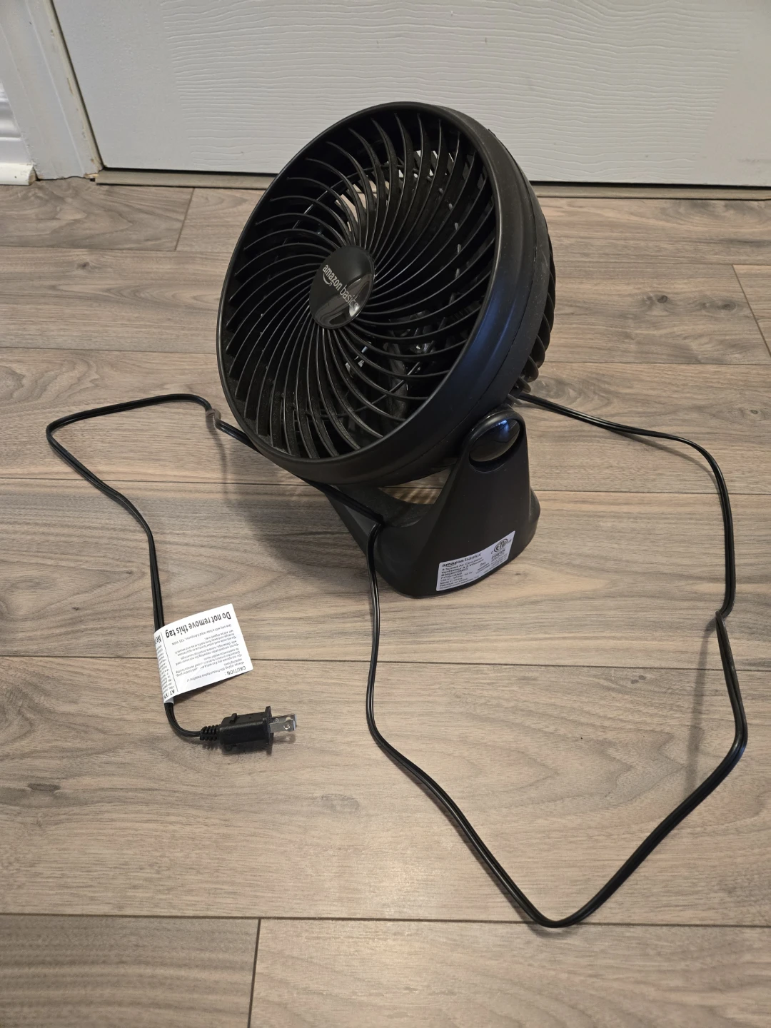 Amazon Basics Table Fan
