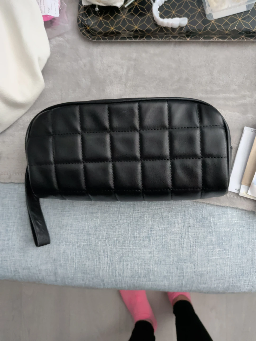 Steve Madden Black Quilted Cosmetic Bag - photo 2