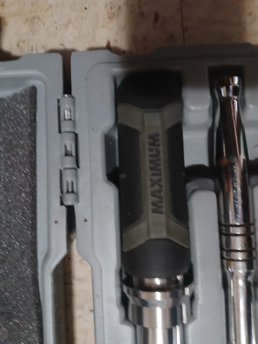 Maximum Tool Set with Ratchet and Sockets