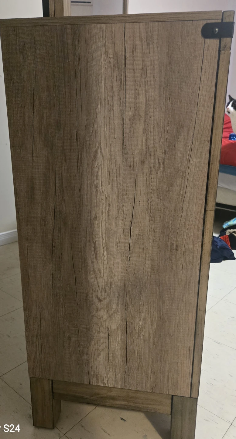 Like new dresser with mirror - photo 2