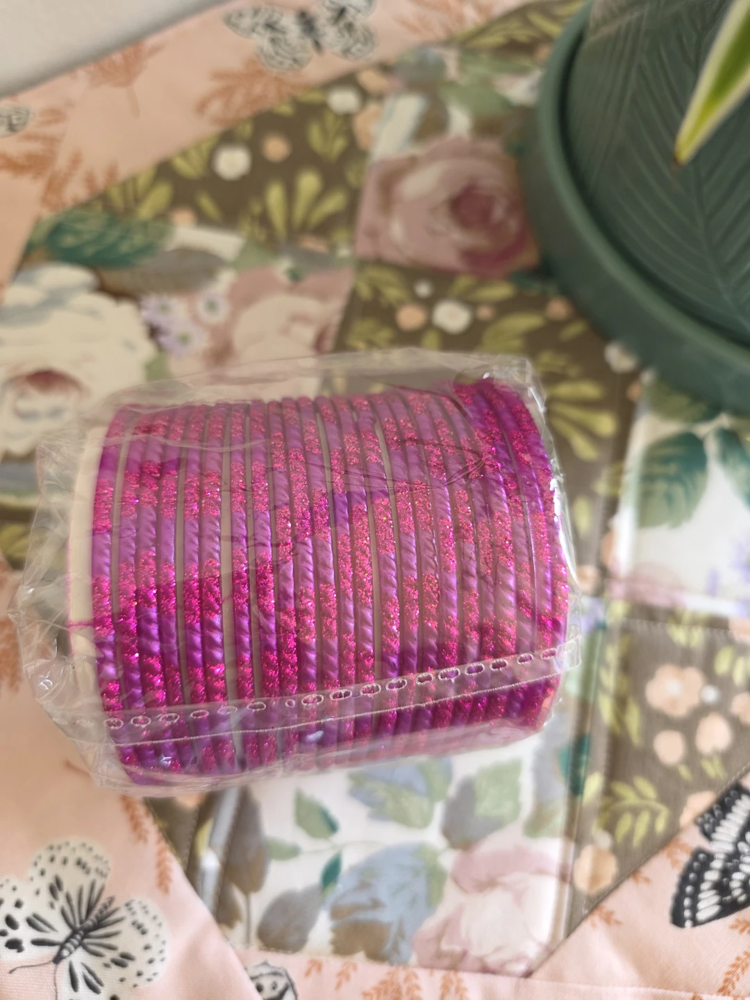 Fancy Glass Bangles - photo 2