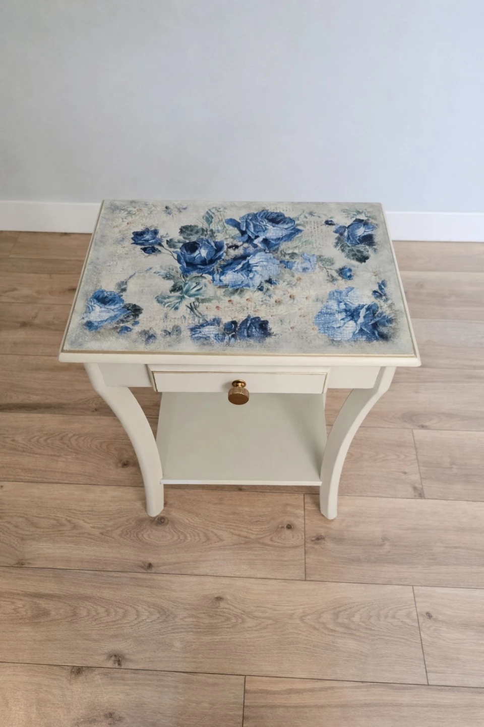 Floral Side Table/end table/ accent table - photo 5
