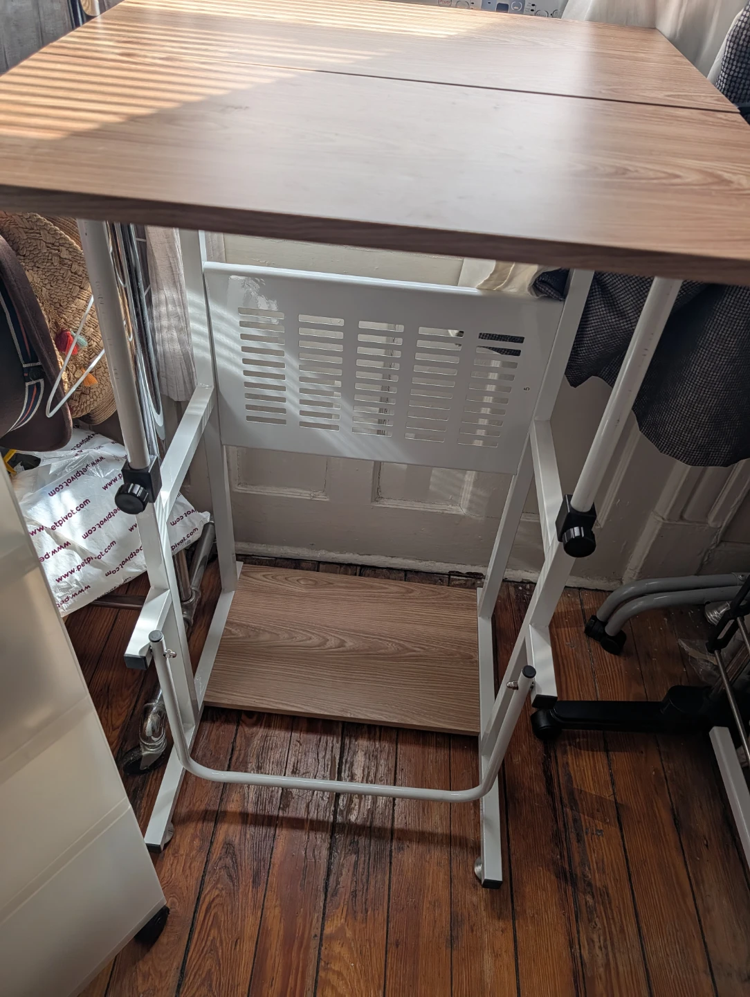 Laptop desk White Adjustable Height Desk Converter - photo 3