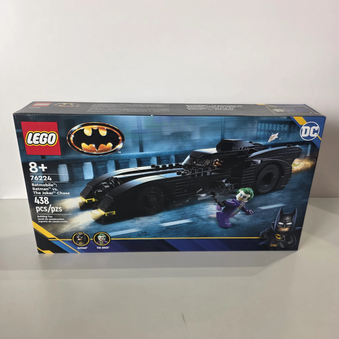 LEGO 76224 Batmobile vs. The Joker Chase