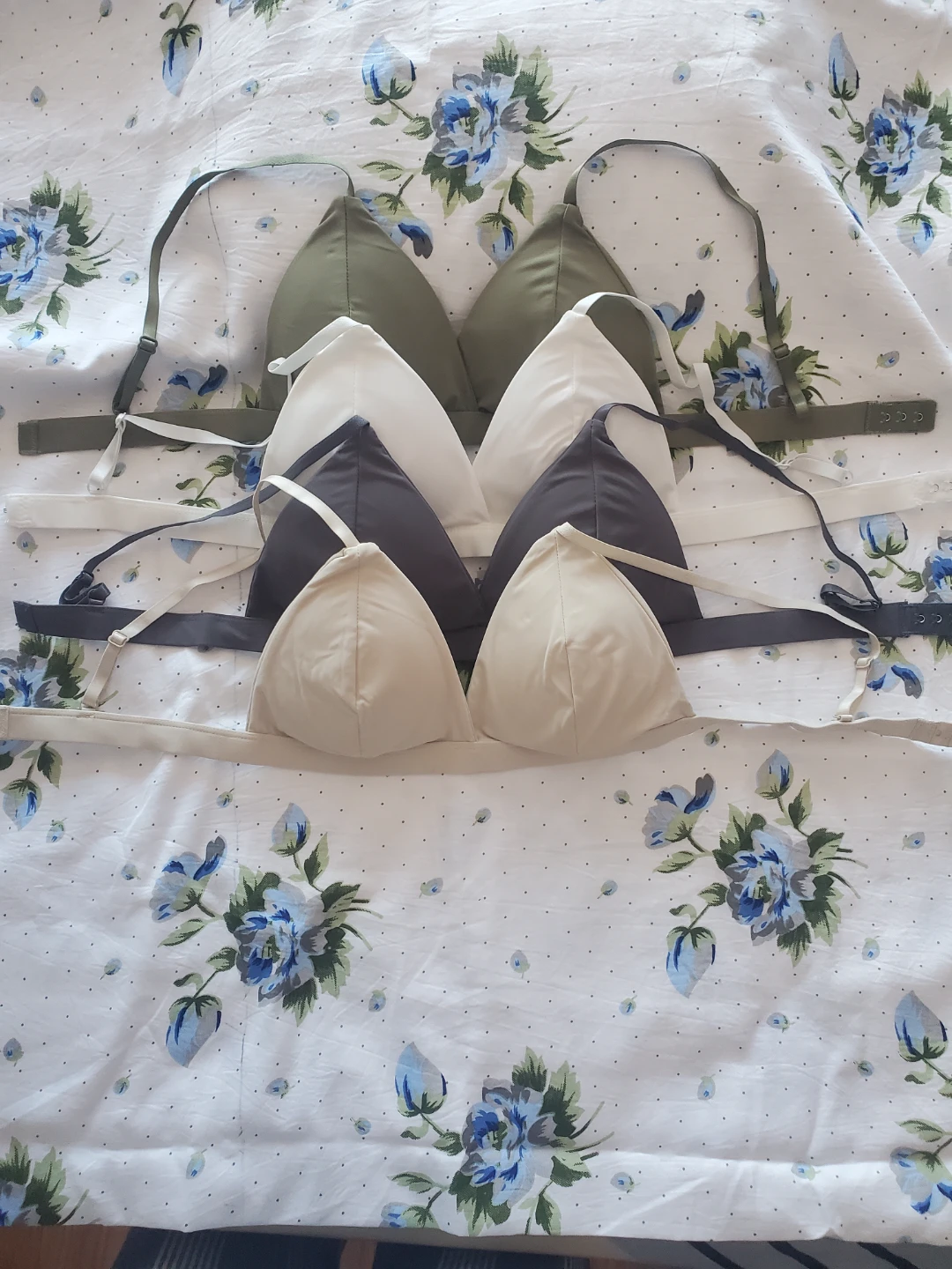 4 Pack Bralettes - Various Colours - photo 2