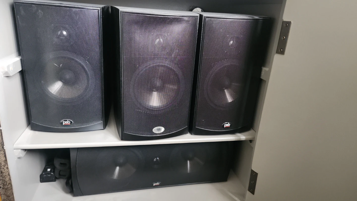 Yamaha Natural Sound AV Receiver RX-V597 with PSB Speakers - photo 3