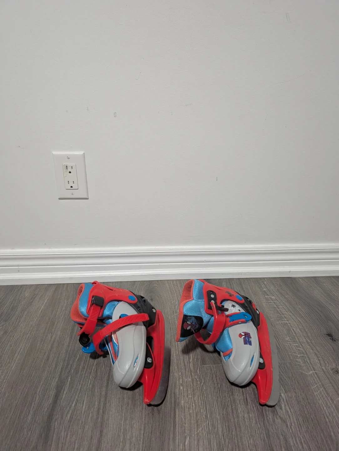 Kid's Adjustable Ice Skates - photo 3