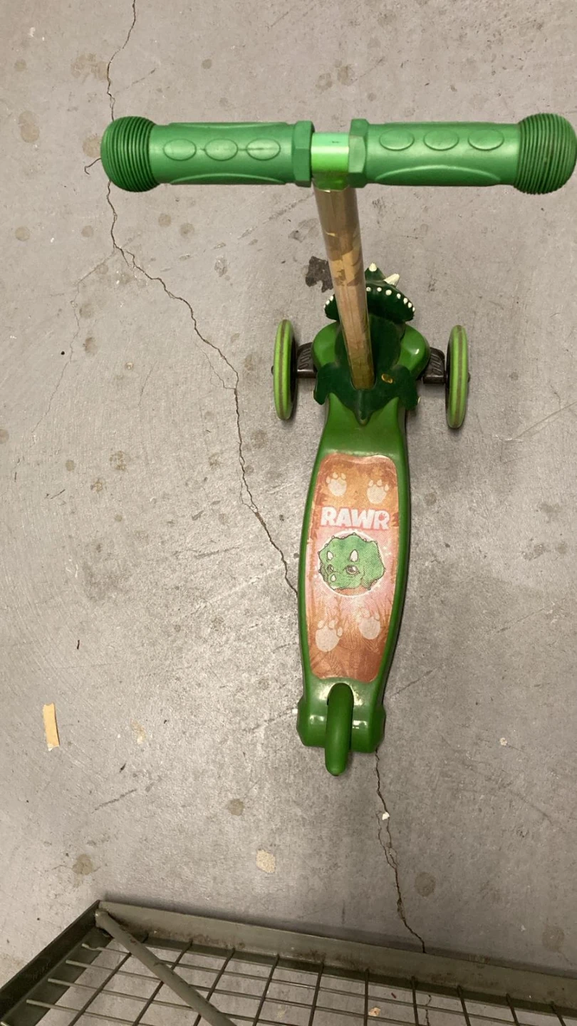 Kids Dinosaur 3-Wheel Scooter