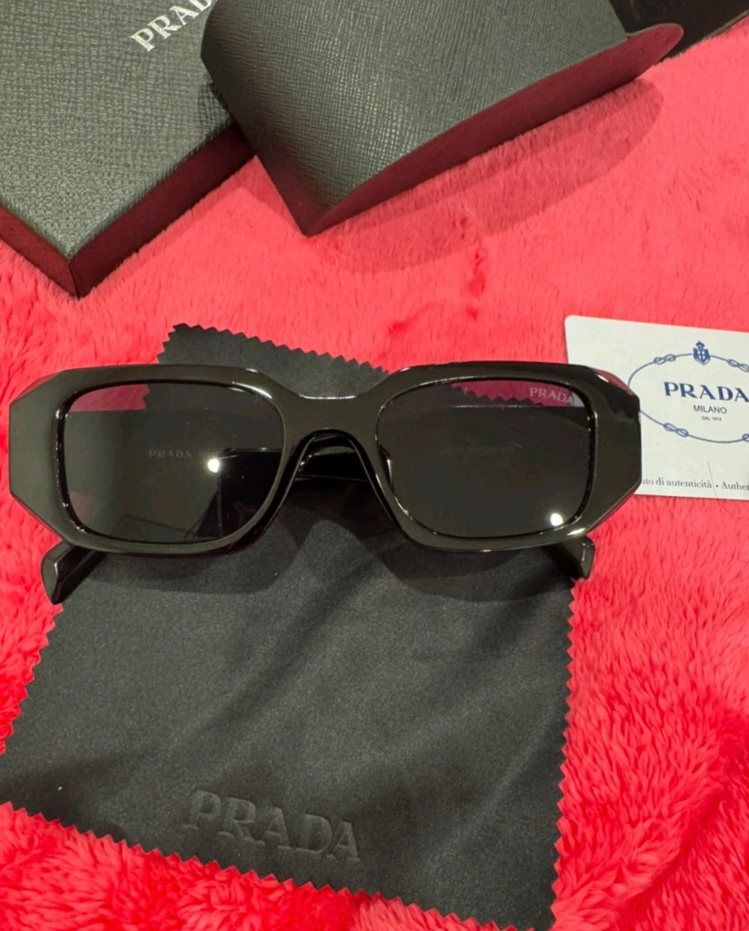 New Prada Glasses comes with everything
