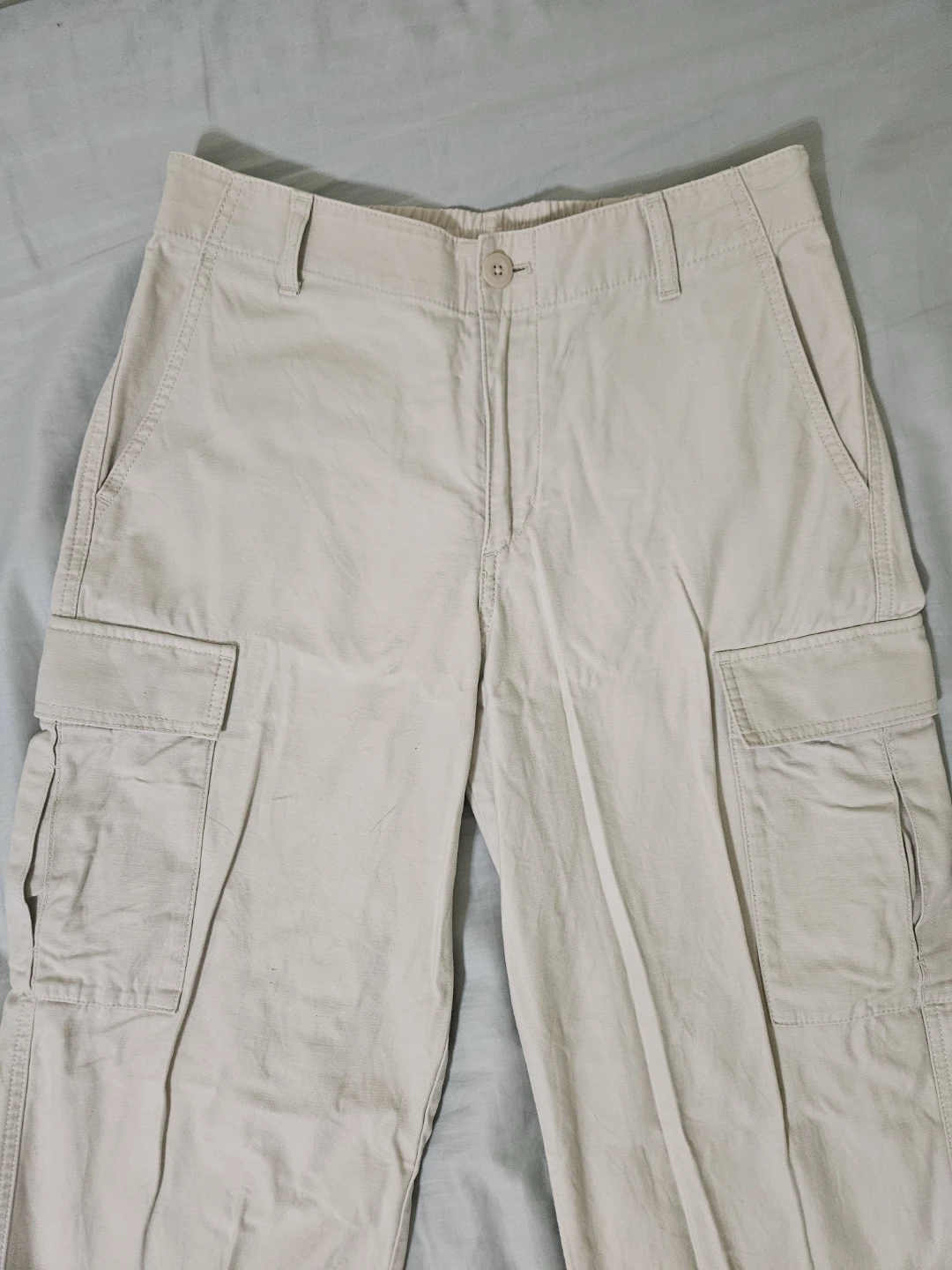Uniqlo Women's Cargo Pants Beige Waist 26-27 inch - photo 2