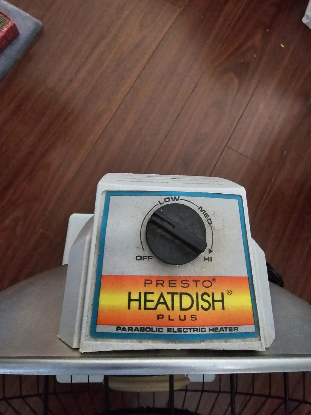 Presto HeatDish Plus Parabolic Electric Heater - photo 2