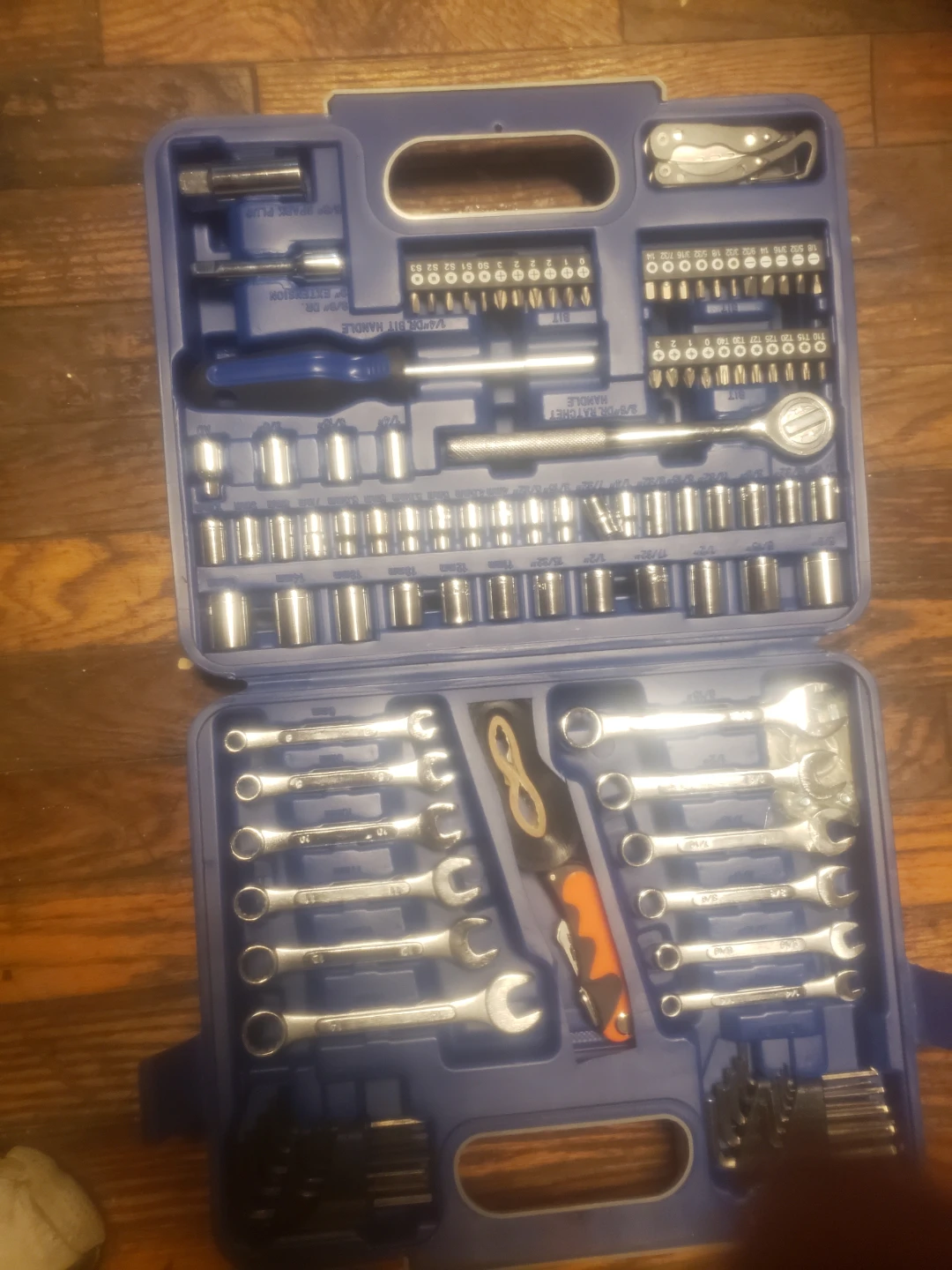 Brand new Ultra-Tough 113 Piece Mechanics Tool Set - photo 5