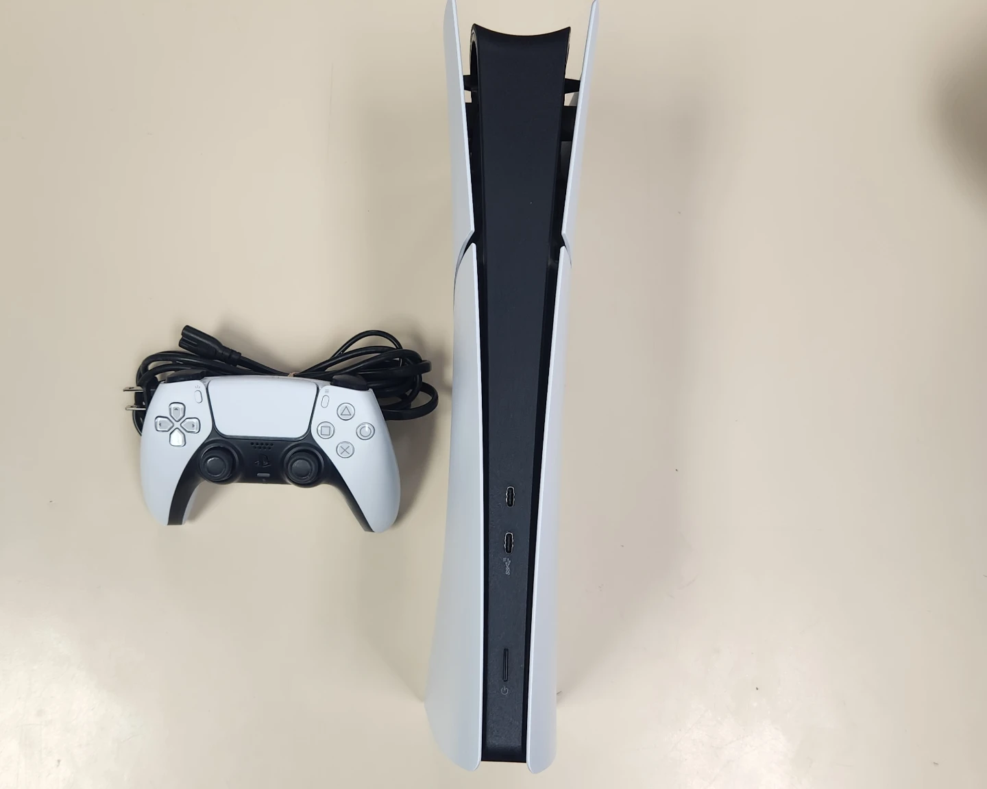 Sony PlayStation 5(1TB) w/ DualSense Controller - photo 2