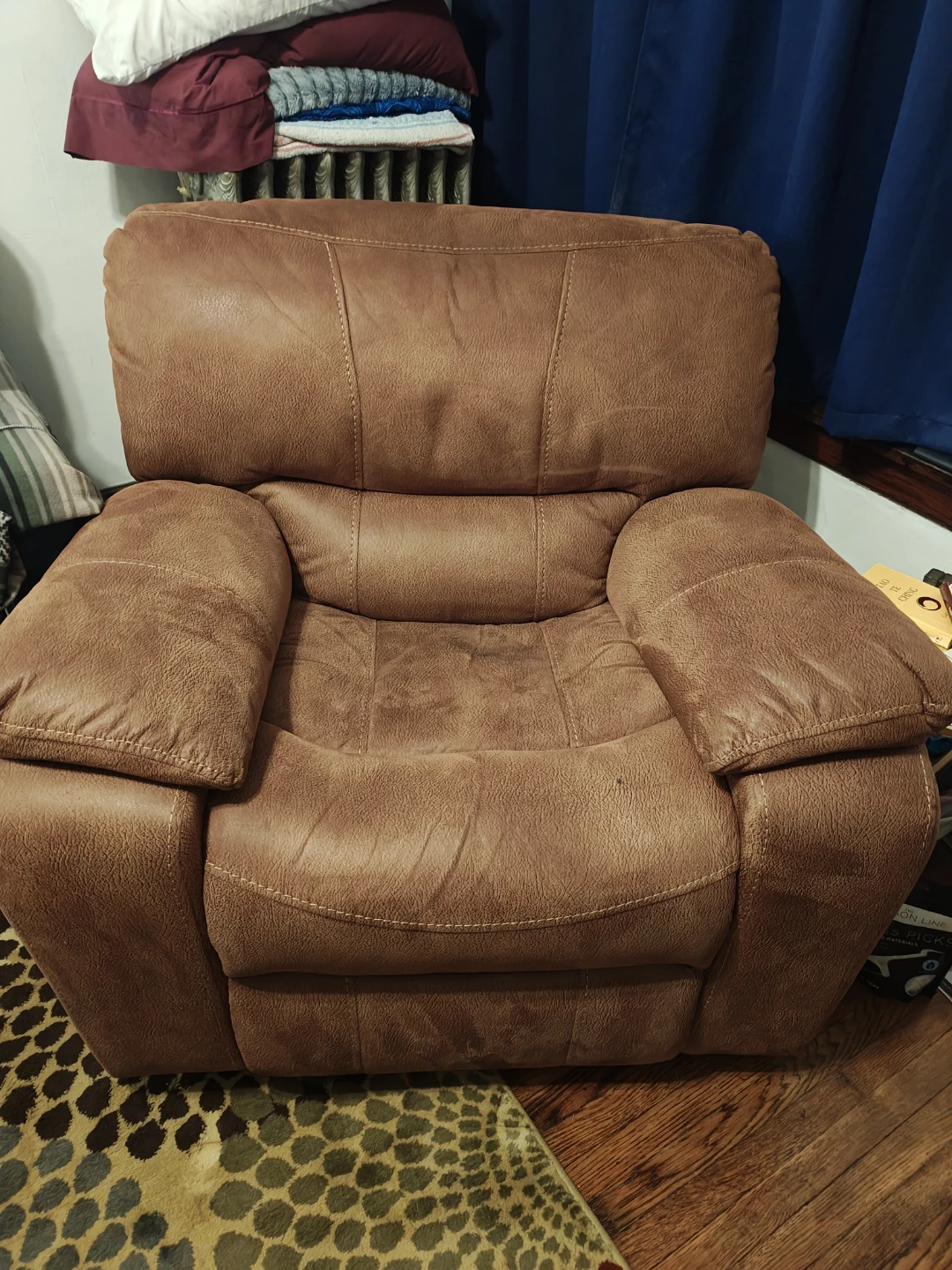 Brown soft leather recliner! It's Free!