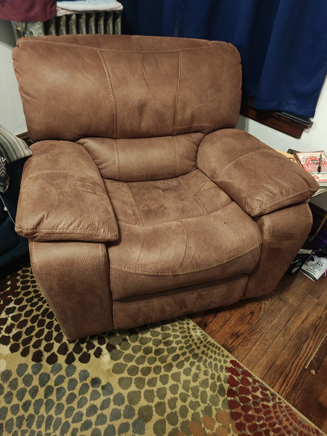 Brown soft leather recliner! It's Free! - photo 2