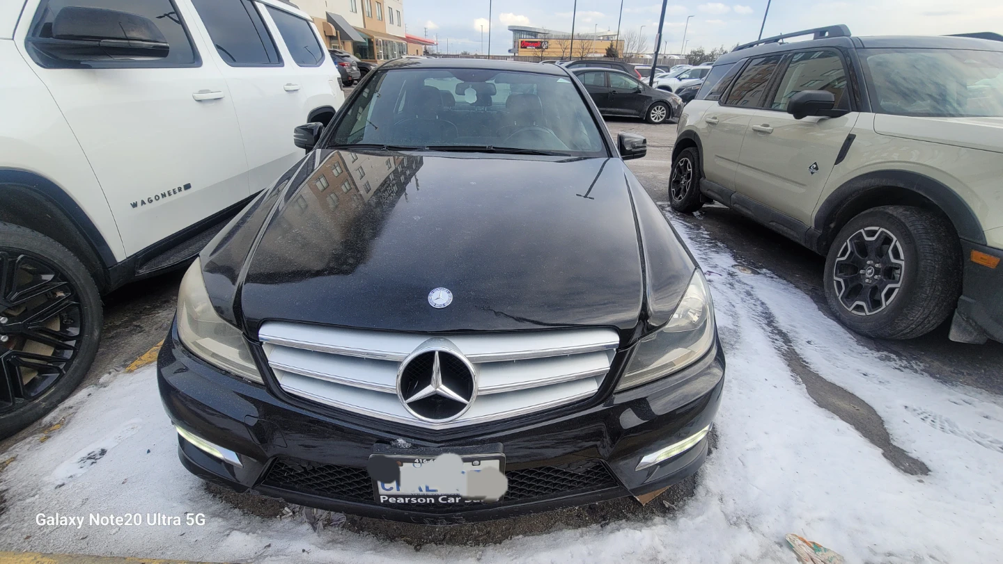 Mercedes-Benz C300 4MATIC Sedan
