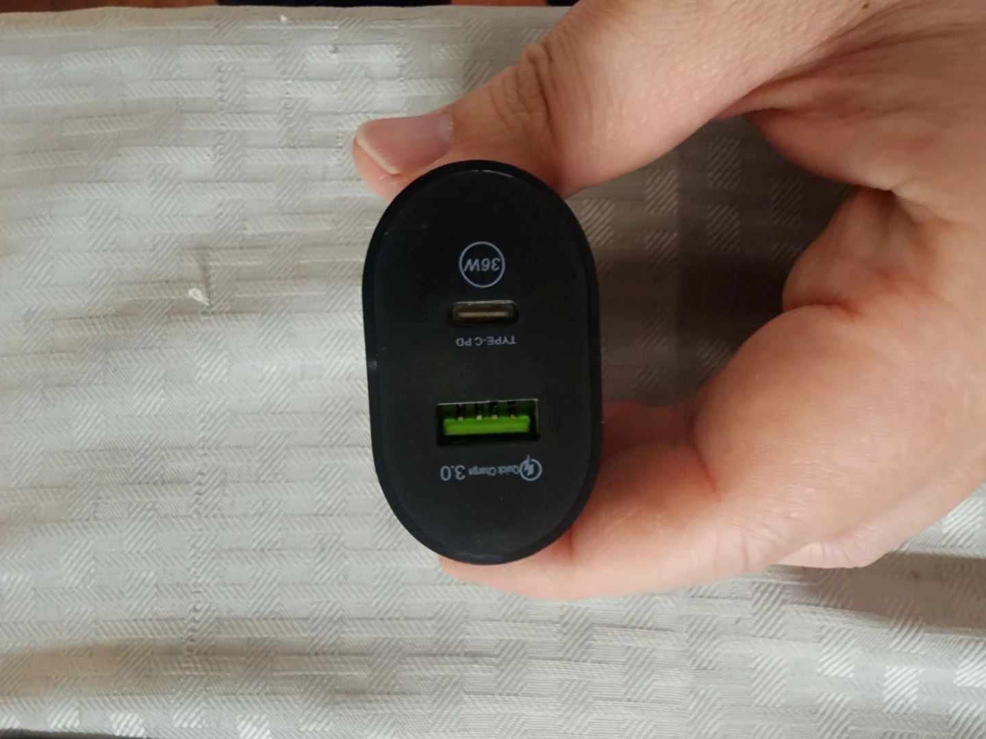 36W USB-C PD and Quick Charge 3.0 Wall Charger - photo 2