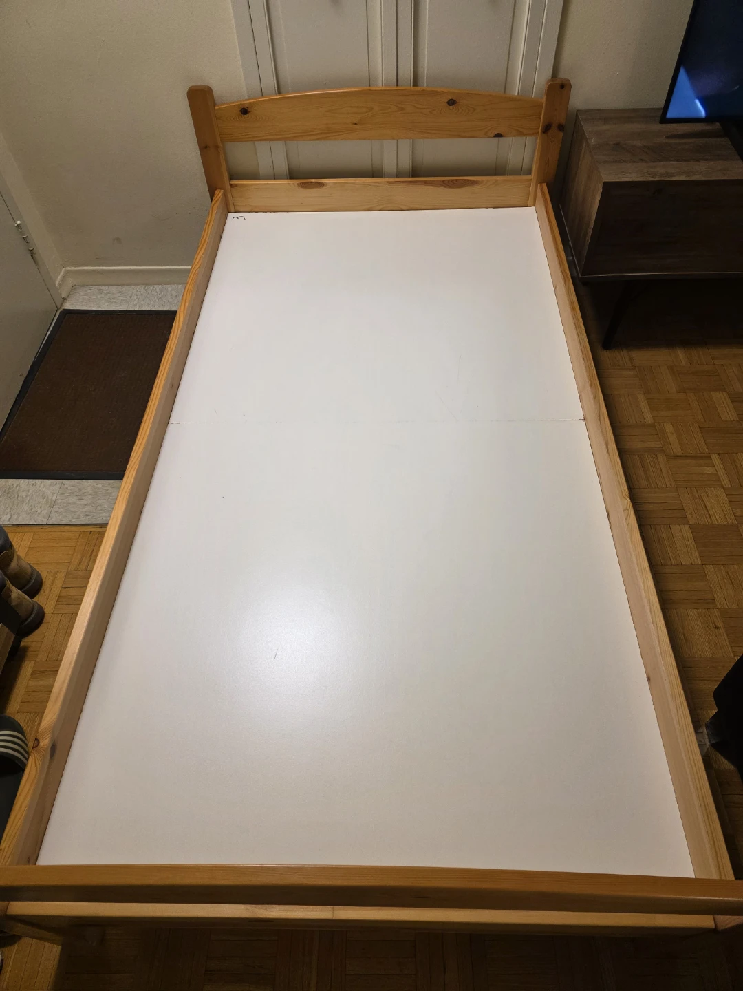 Wooden Bed Frame Single Size - photo 2