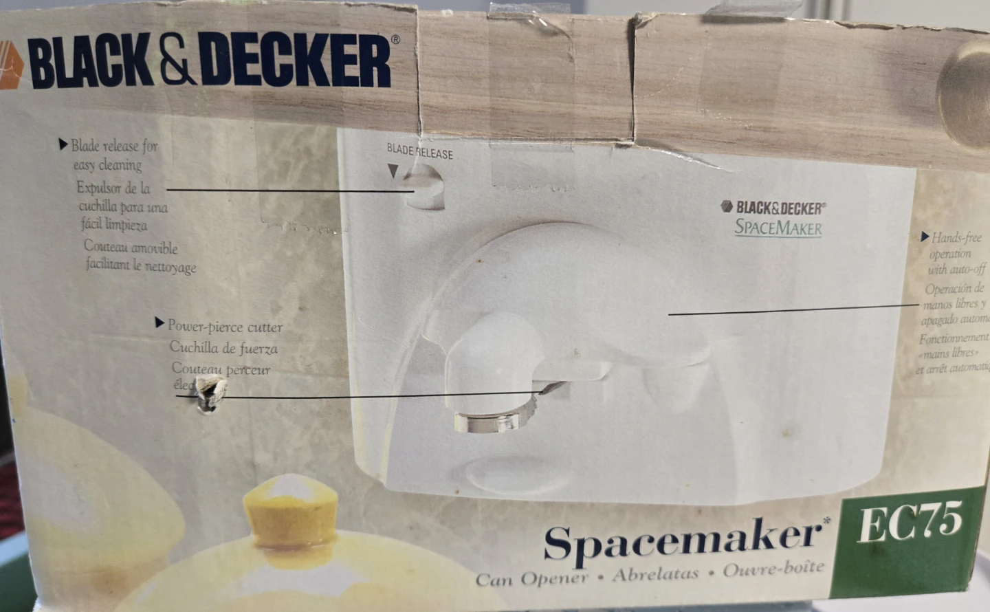 BLACK+DECKER Spacemaker EC75 Can Opener