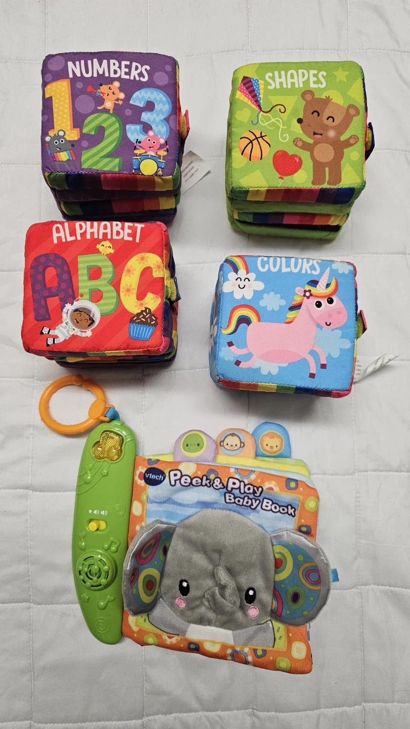 VTech Peek & Play Baby Book with Soft Blocks