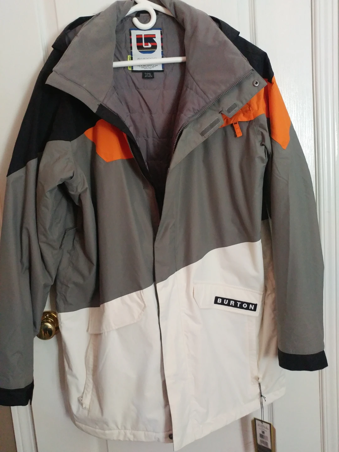 BNWT Men's XL Burton Snowboarder Jacket