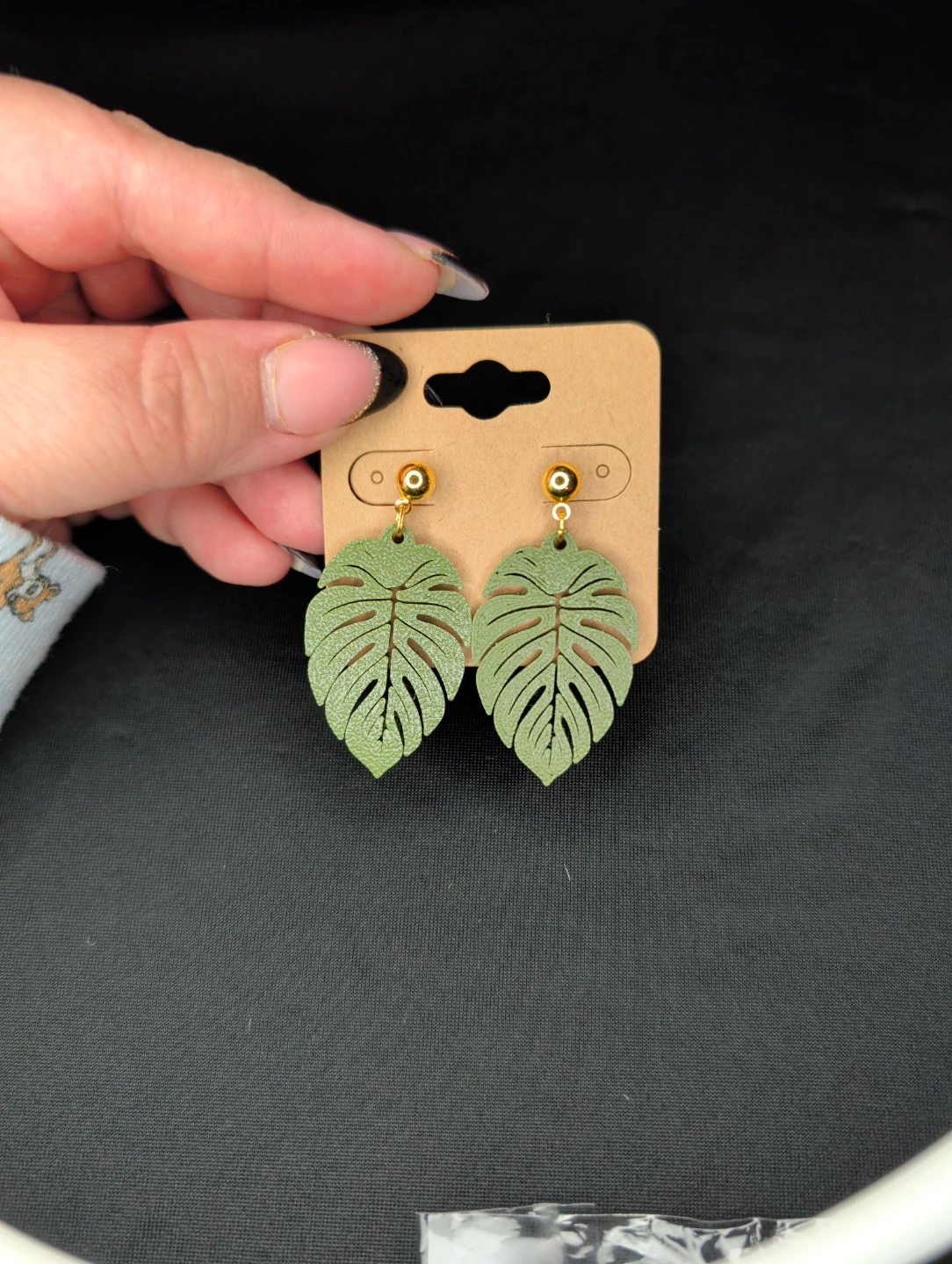 Green Leaf Earrings - photo 3