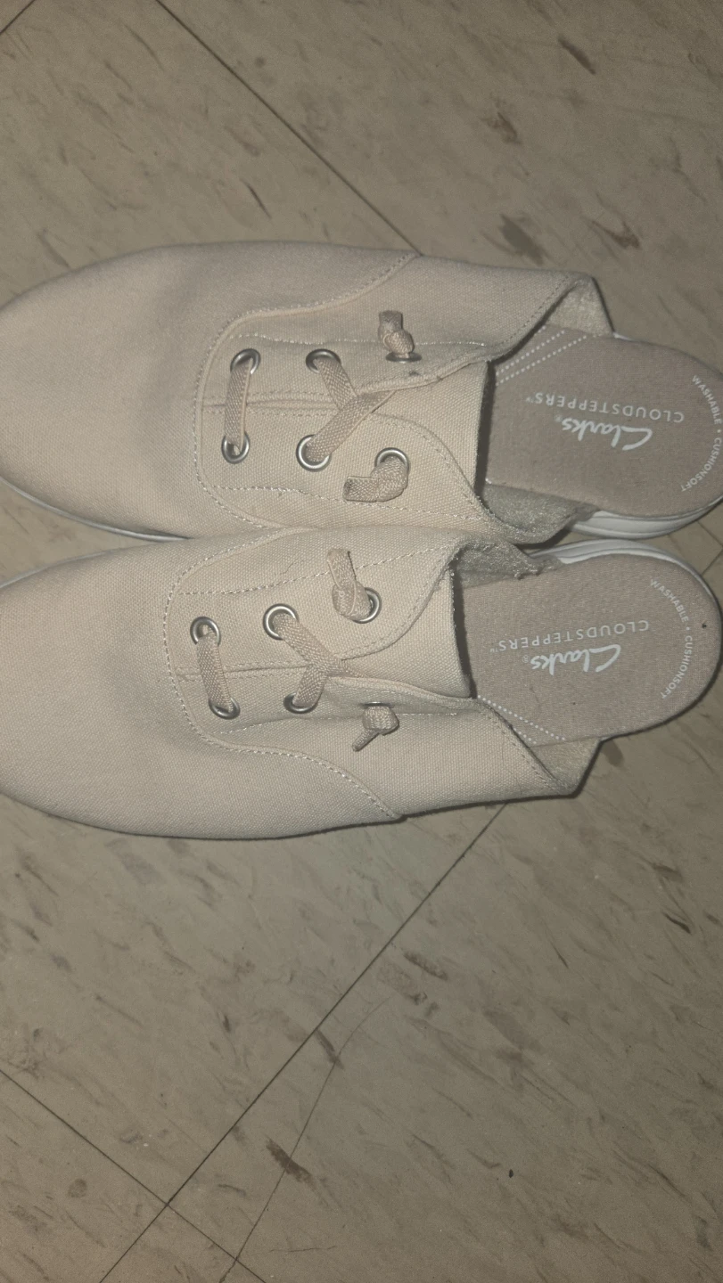 Clarks Cloudsteppers Mules - Women's Size 7.5🥕