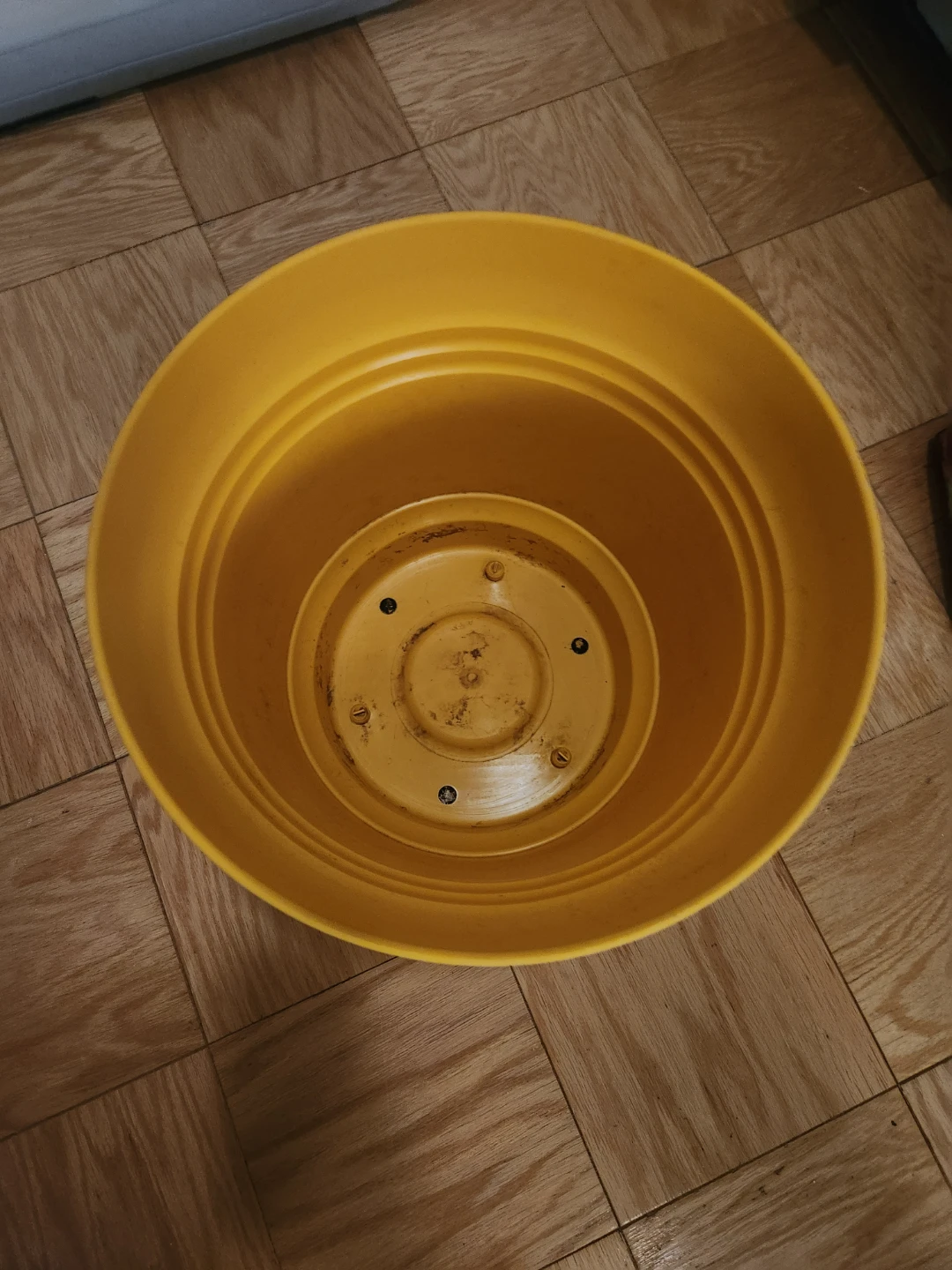 Bloem Saturn Round Planter with Saucer Tray - 14" Earthy Yellow - photo 2
