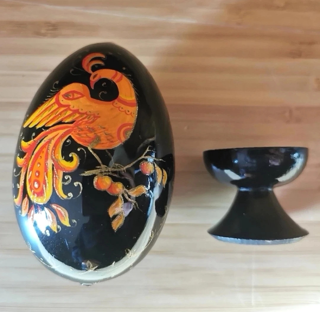 Hand Painted Lacquered Folk Art Egg With Stand - photo 4