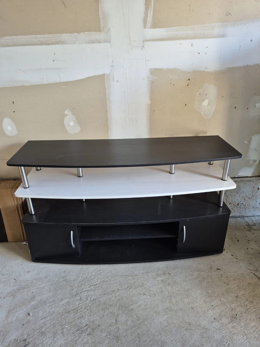 3 tier TV cabinet - photo 2