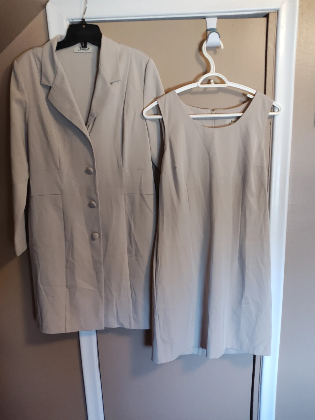 Woman's Dress and Blazer Set - photo 2