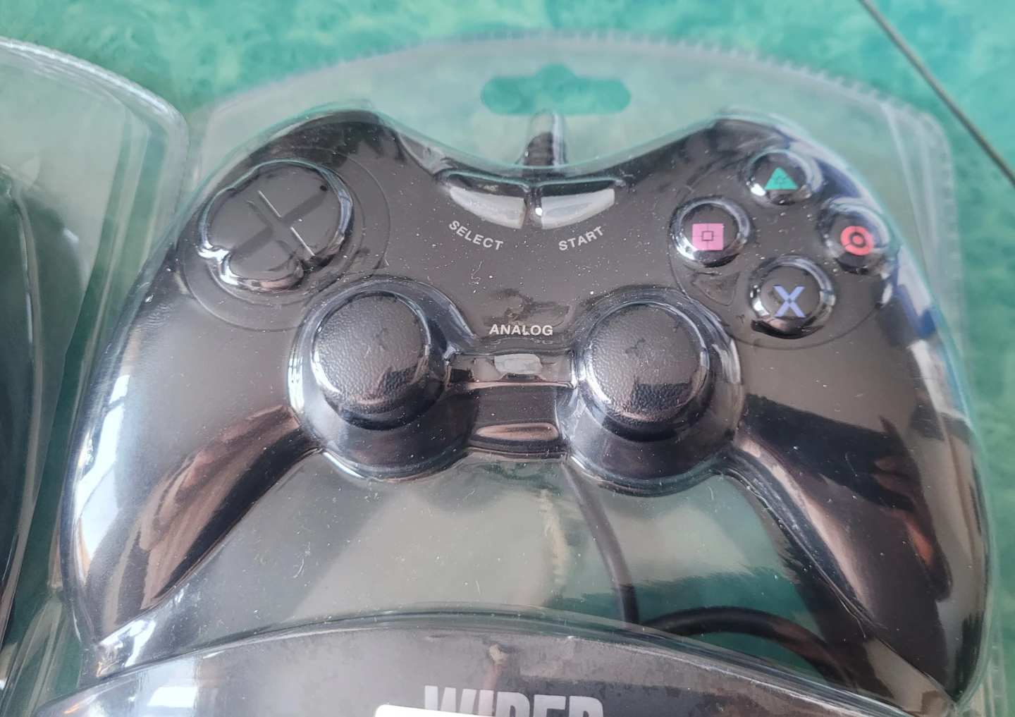 2 x Armor 3 PS2 Wired Controllers - Black - photo 3