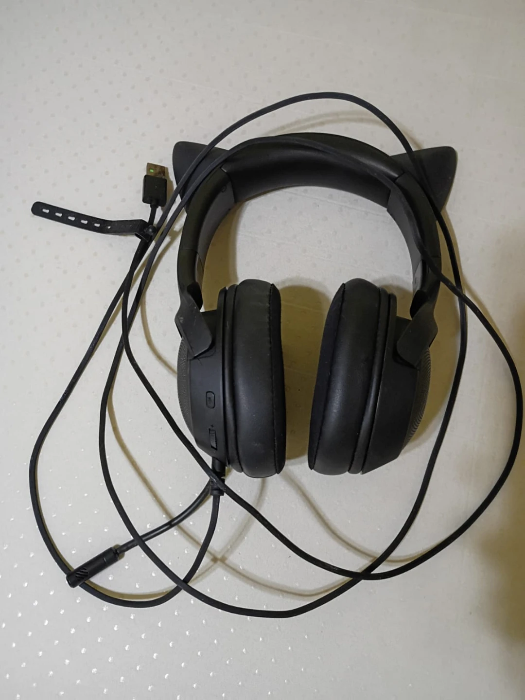 Razer Blackshark V2 X Gaming Headset with Cat Ears - photo 4