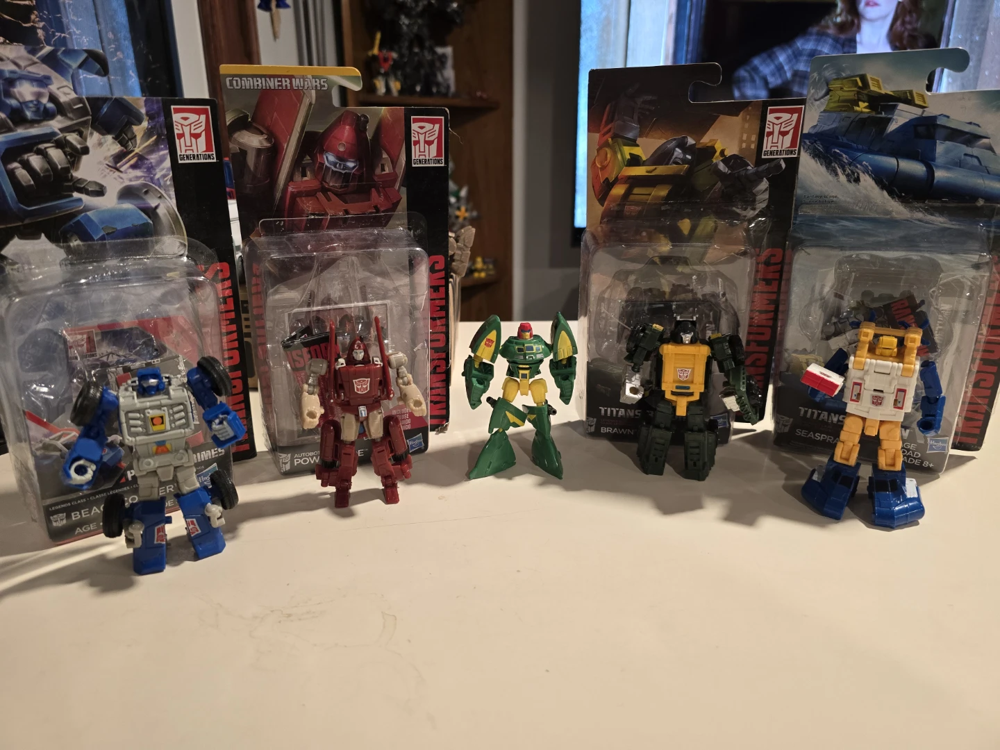 Transformers Legends Class Figure Lot - photo 5