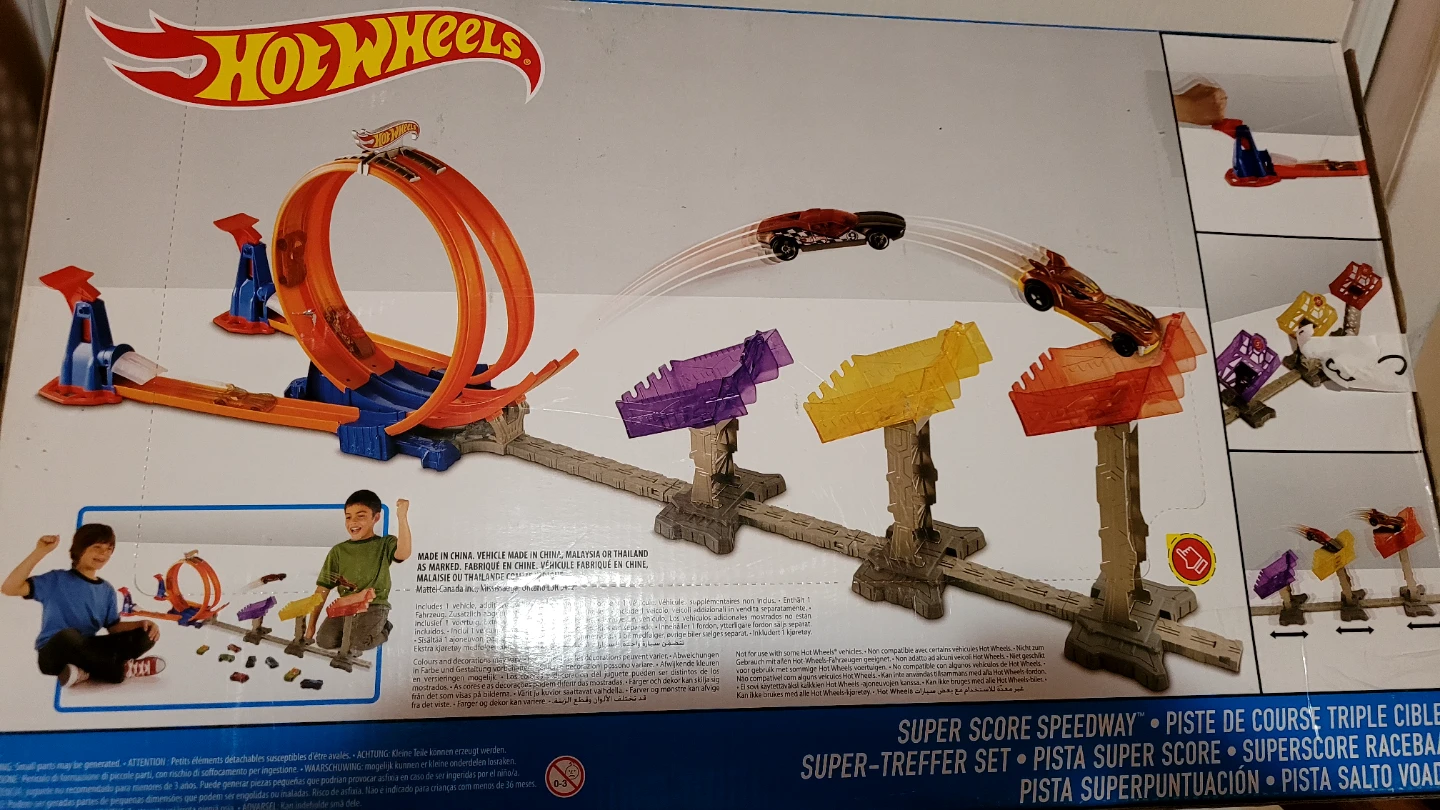 LIKE NEW Hot Wheels Super Score Speedway - photo 2