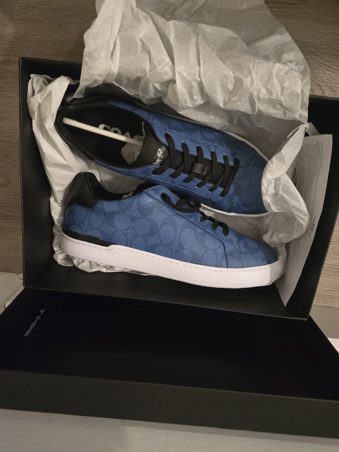 Coach Clip Sig Low Top Sneakers Blue - photo 3