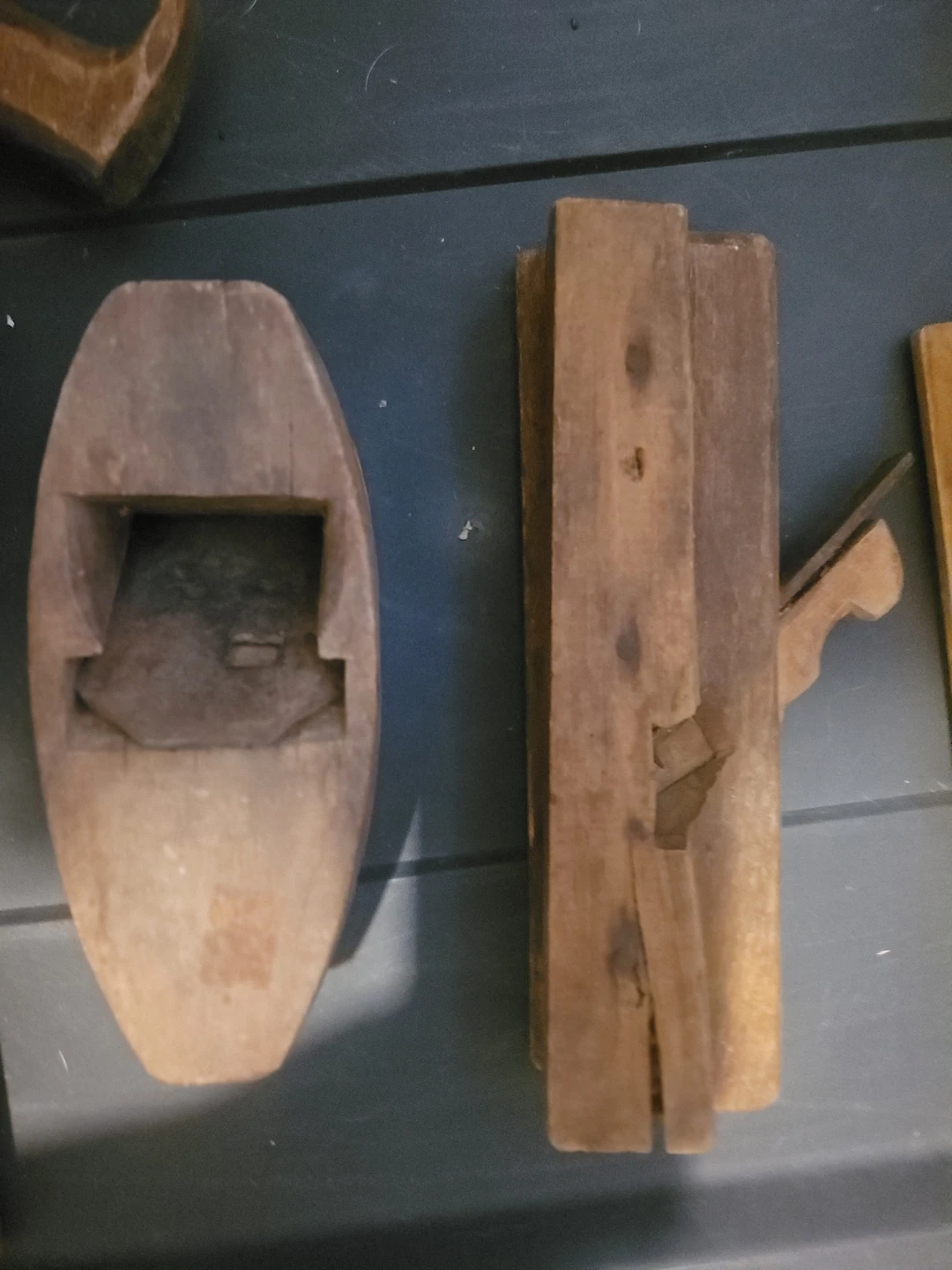 Lot of 4 Vintage Wooden Woodworking Hand Planes - photo 4