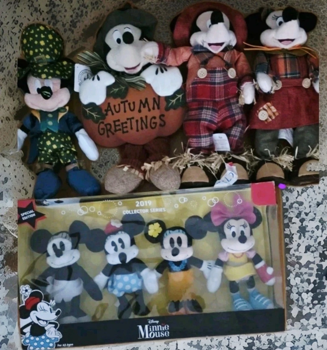 Disney Mickey & Minnie Mouse Fall Plush Set & Collector