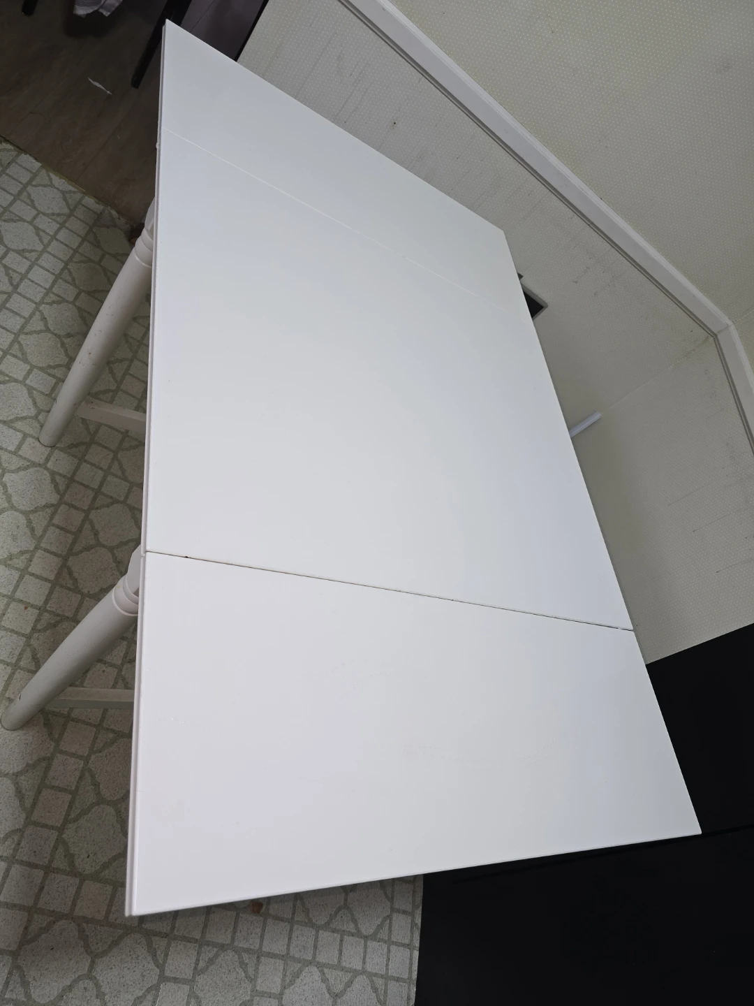 White Extendable Dining Table - photo 2