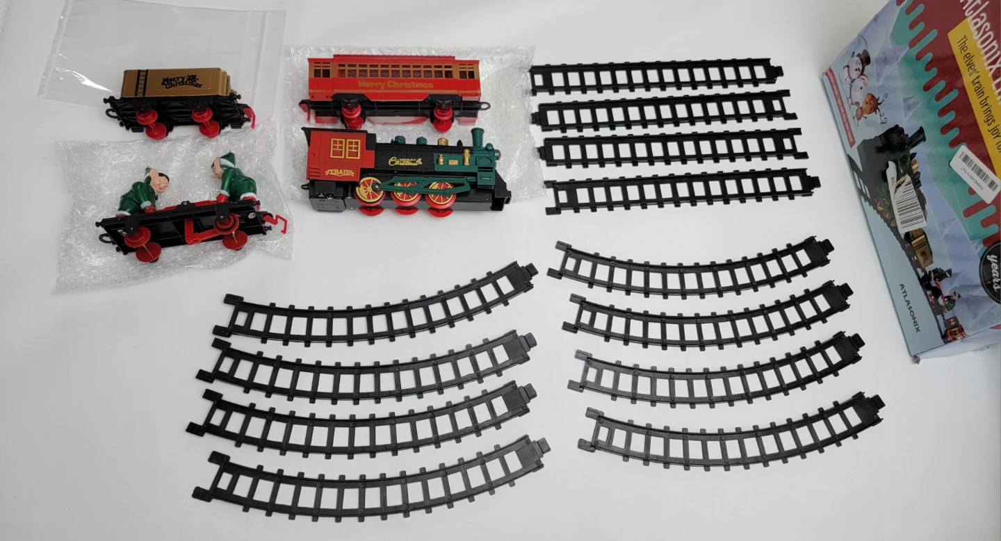 Black & Gold Christmas Tree Train Set – Electric w/ Lights - photo 2