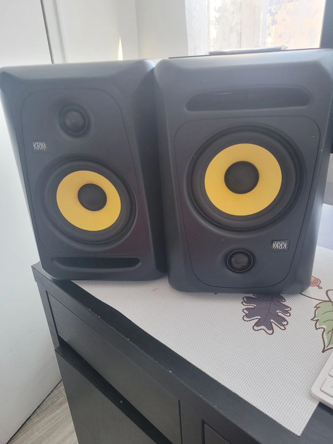 KRK CLASSIC 5 Powered Studio Monitors (Pair)