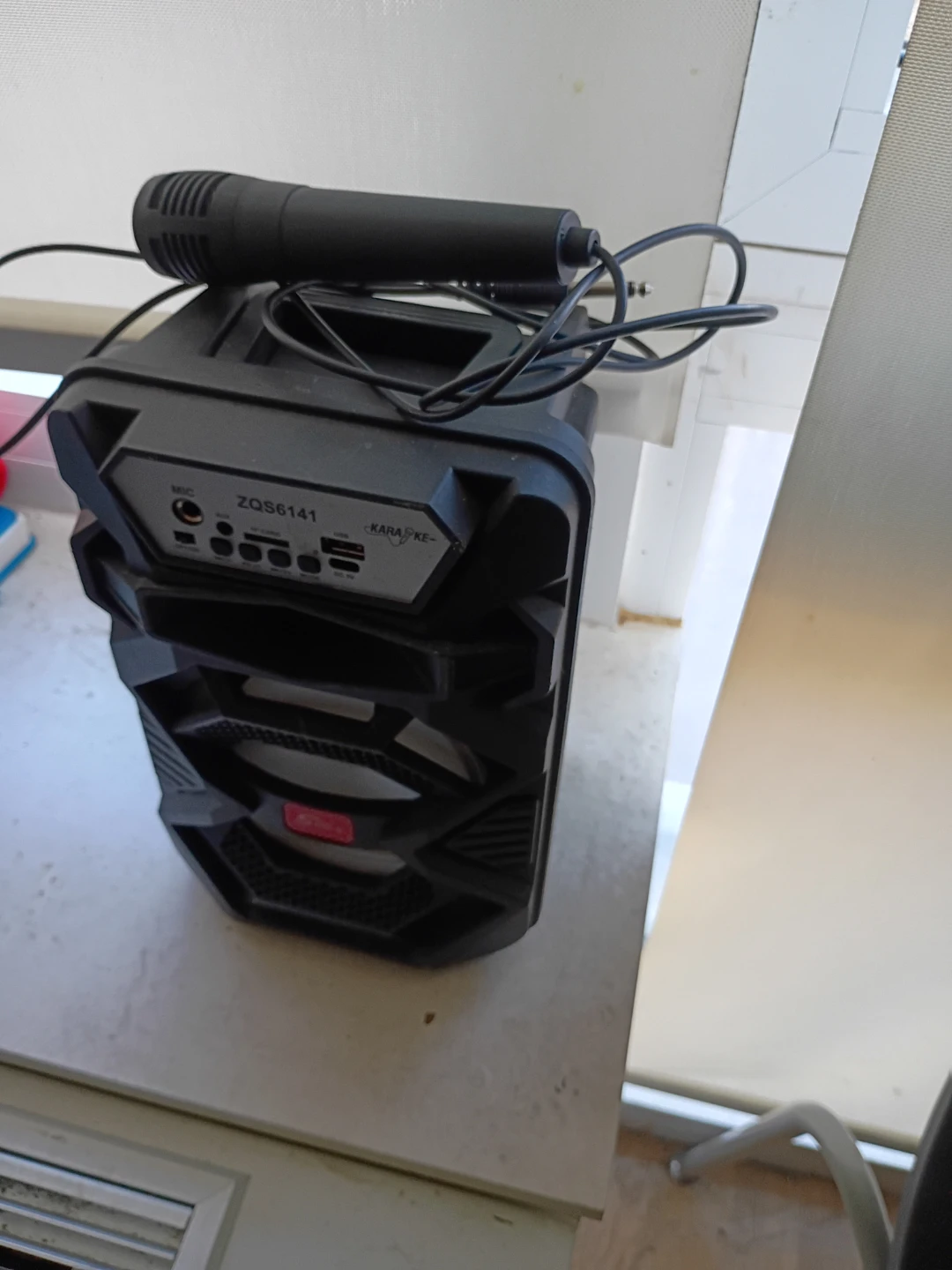 Karaoke Speaker ZQS6141 with Microphone - photo 2