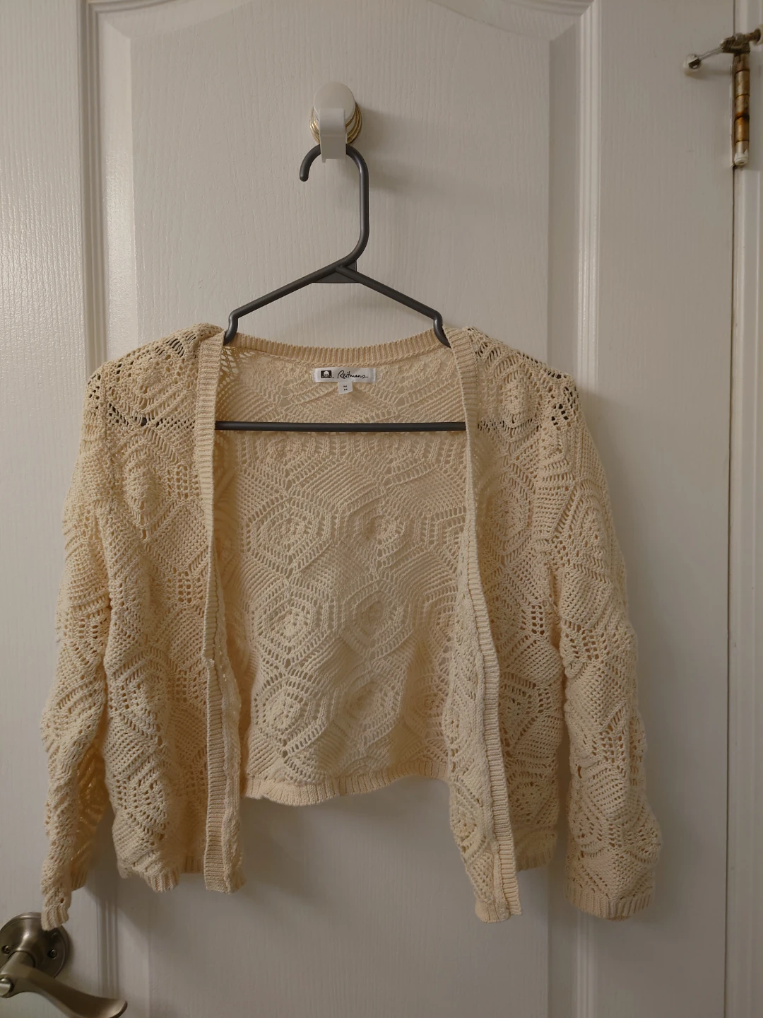 Cream Crochet bollero