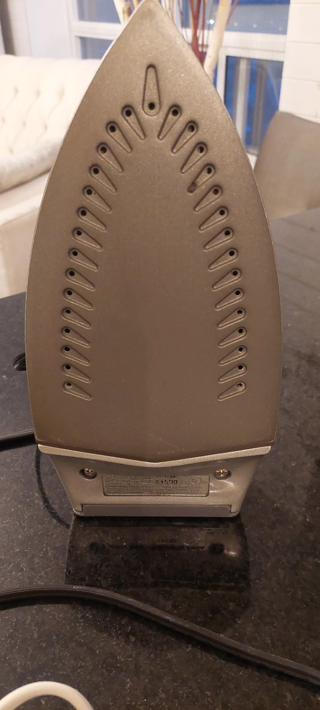 GE Clothes Iron